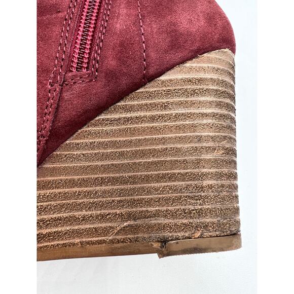 Diba Blake Suede 2.5" Wedge Zip Bootie Burgundy Womens Size 7M - Picture 9 of 10